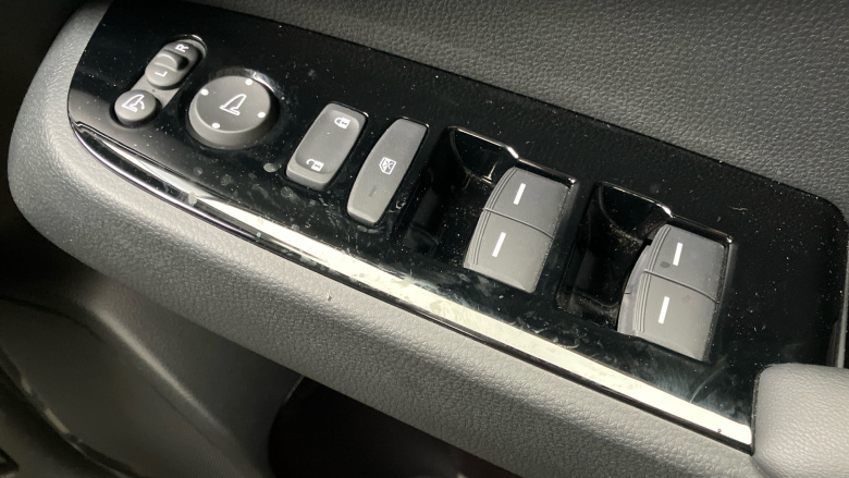 Honda HR-V 1.5 eHEV Advance 5dr CVT Hybrid Hatchback